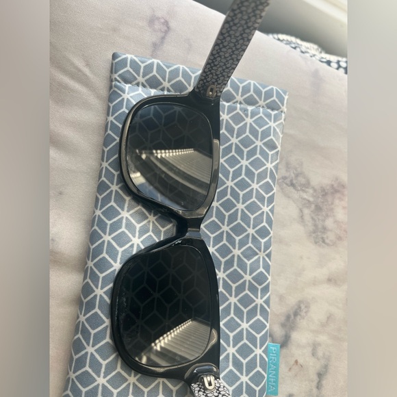 Coach Sienna Prescription Black Sunglasses with non-matching case - Picture 4 of 12